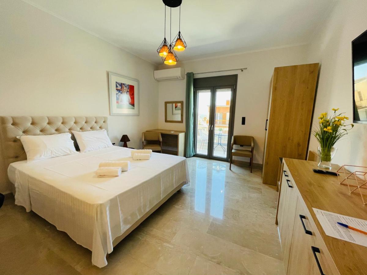 Xenios Suites Лігуріон Екстер'єр фото